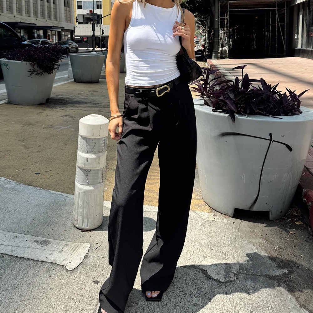 Elegant Black Wide-Leg Pants